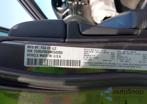 2021 Jeep Grand Cherokee Limited 4X4 from USA, damaged, VIN 1C4RJFBG6MC542855